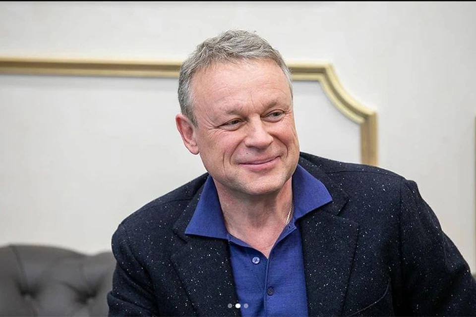 Президент фестиваля «Сполохи», режиссер Сергей Жигунов. Фото: Инстаграм губернатора Александра Цыбульского.