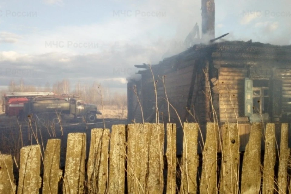 В Трубчевском районе на пожаре погиб 60-летний мужчина.