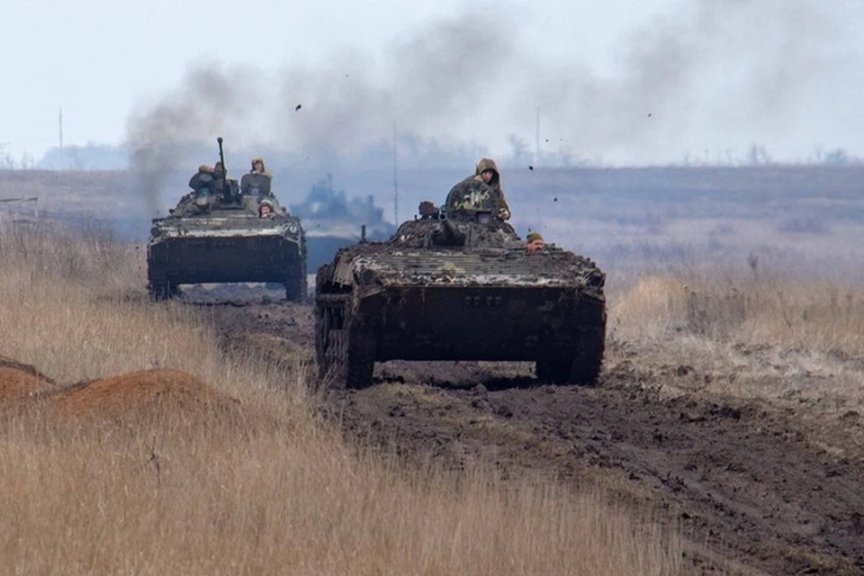 Боевая техника механизированных соединений ВСУ постоянно выходит на передовую для обстрелов. Фото: Пресс-центр штаба ООС