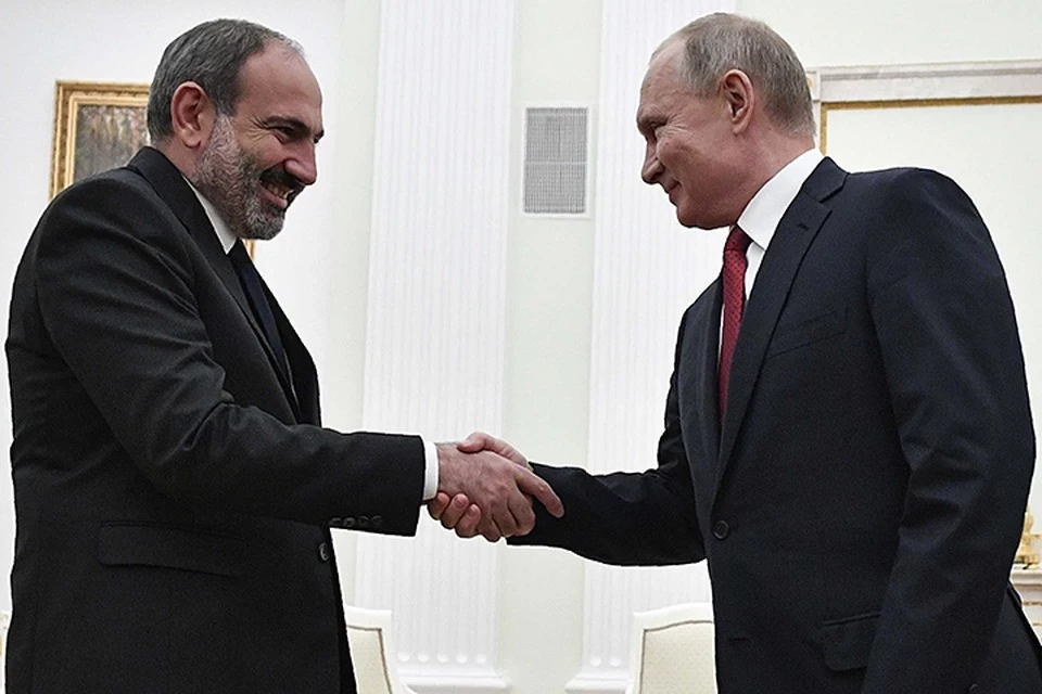 Переговоры Путина и Пашиняна начались в Москве