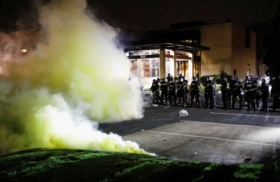 В Соединенных Штатах начались новые протесты после убийства афроамериканца полицейским