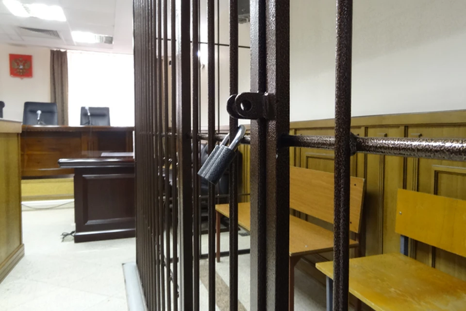 В Салехарде будут судить главаря наркогруппировки, втянувшего в преступление двух подростков
