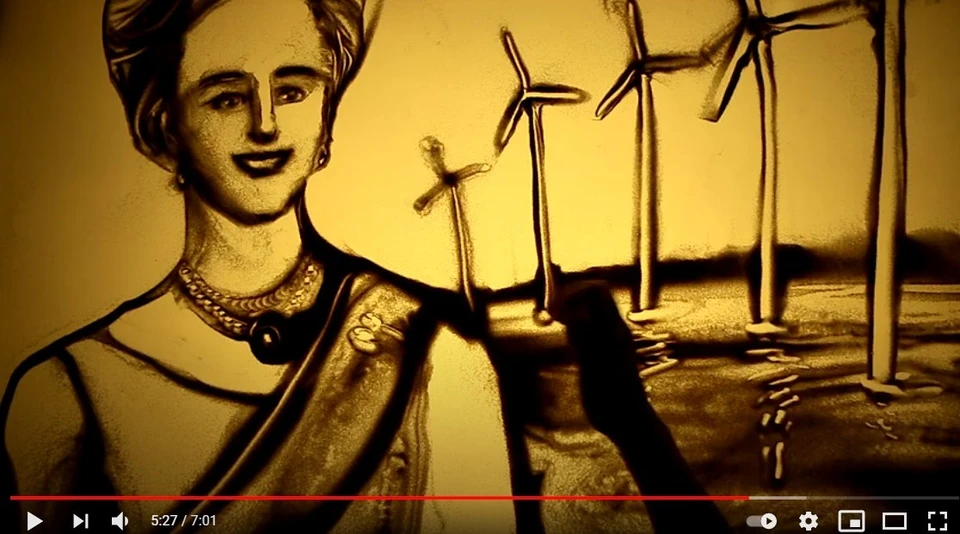 За 7 минут видео перед глазами зрителей промелькнула целая история страны