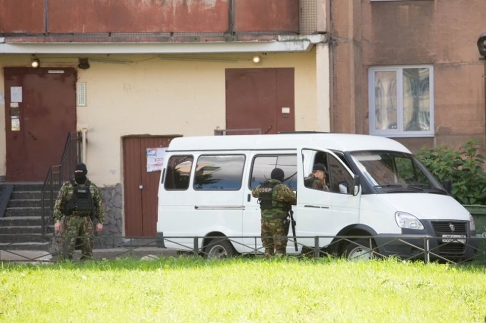 В Краснодаре оперативники угрозыска из Санкт-Петербурга задержали члена банды ОПГ