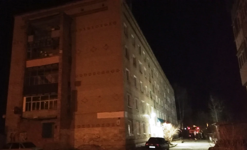 Из дома эвакуировались больше трех десятков жильцов.