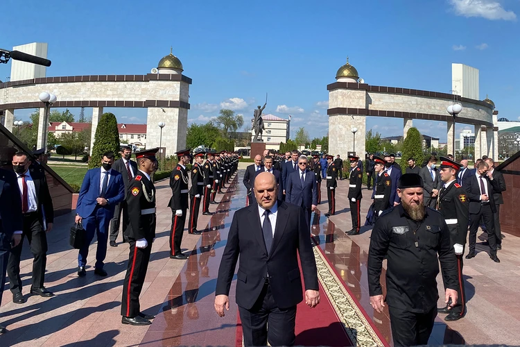 Глава российского правительства впервые за три года посетил Чечню