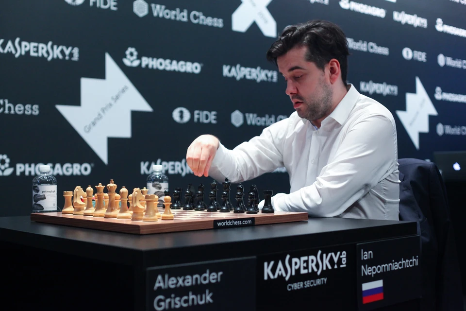 Россиянин Ян Непомнящий сыграет с Карлсеном за звание чемпиона мира.