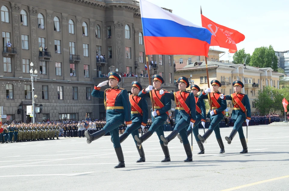 Воочию увидеть Парад Победы в Волгограде смогут только приглашенные гости и зрители.