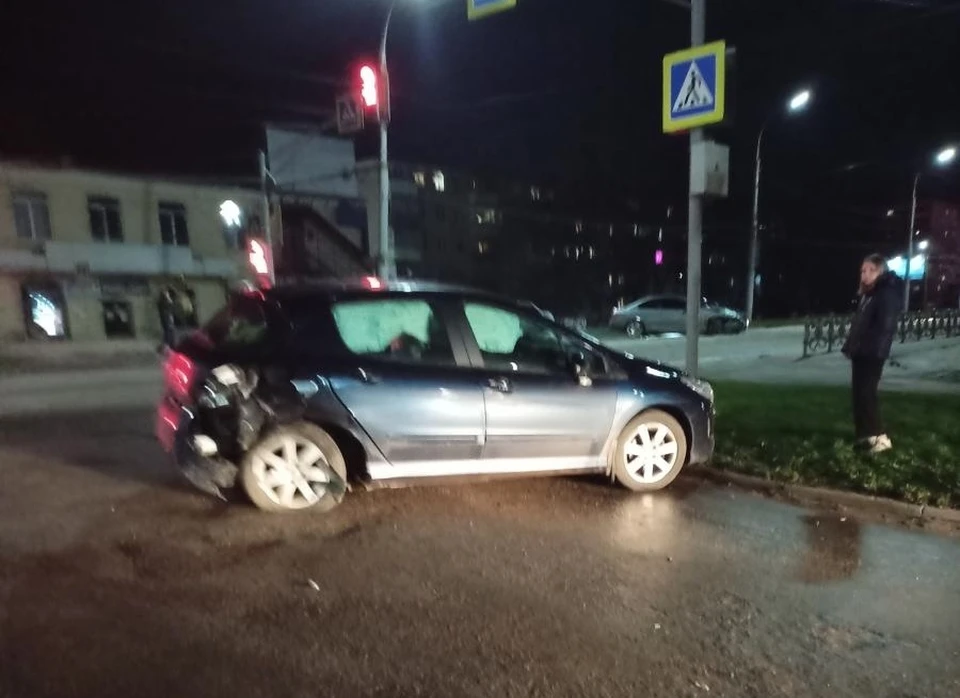 "Пежо" не разъехался в "БМВ"