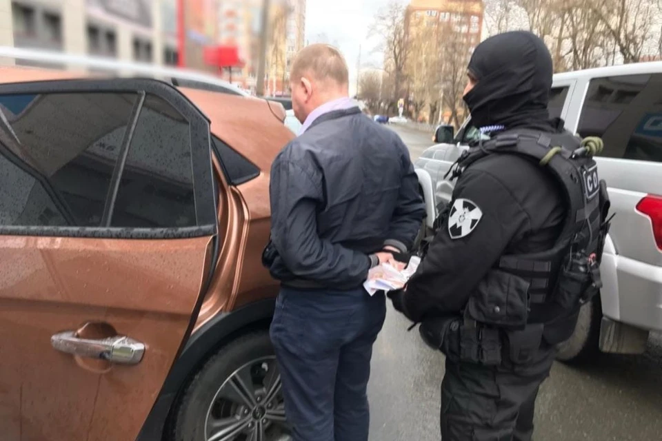 28 апреля при передаче части денежных средств адвокат был задержан. Фото: kirov.sledcom.ru