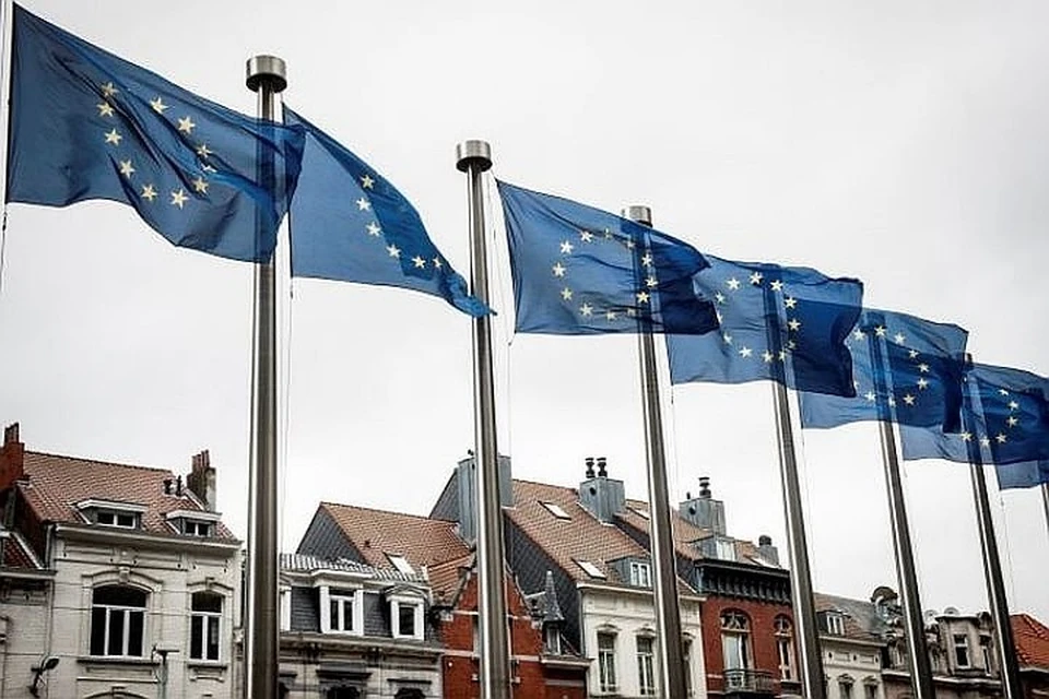 ЕС вызвал постпреда России из-за санкций против еврочиновников