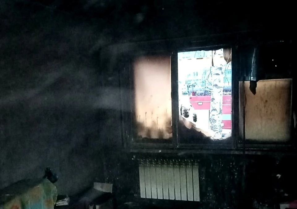В Нижневартовске спасли 11 человек на пожаре Фото: ГУ МЧС России по ХМАО-Югре