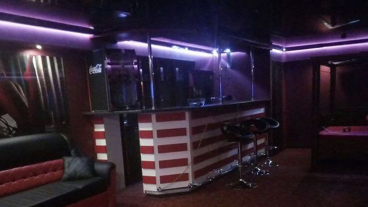 Pioner tizzasidan yuqori va külot jinsiy aloqa