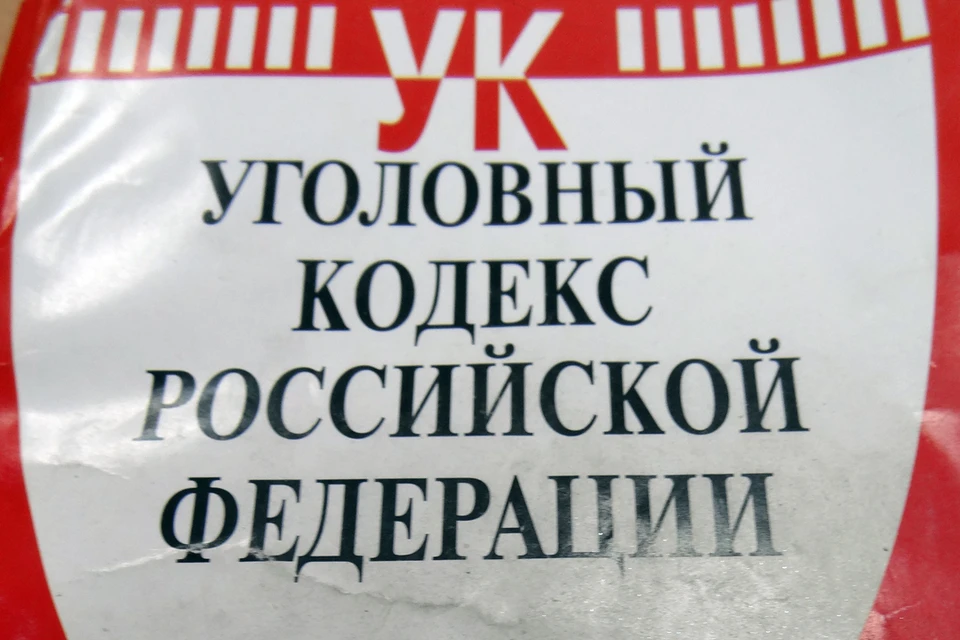 В Тюмени директор фирмы поджег машину подруги жены.