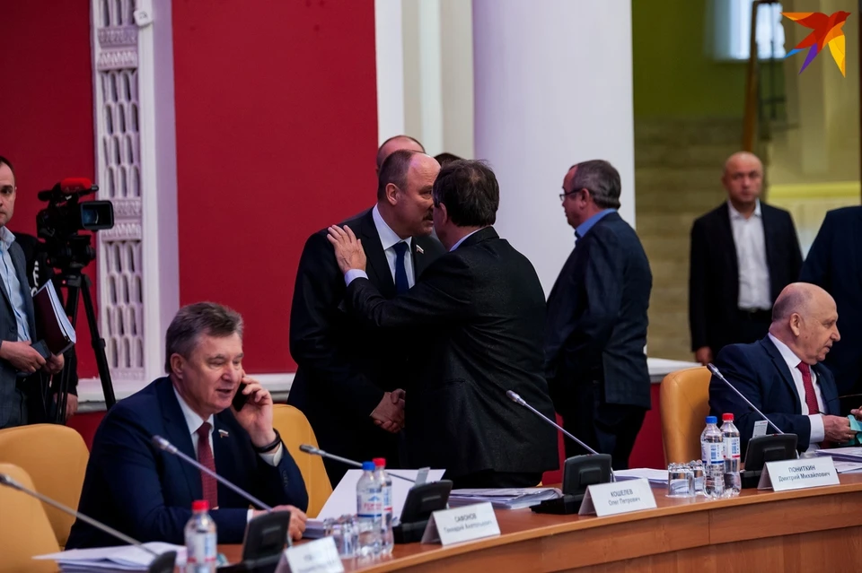 Орловские парламентарии отчитались о доходах за 2020 год