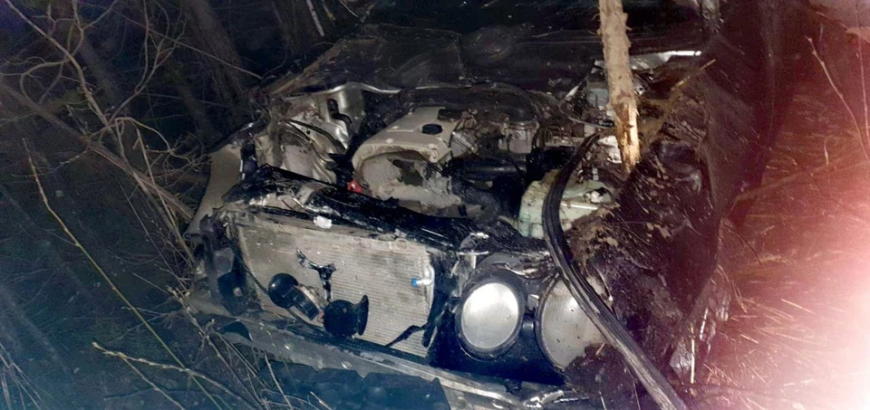 В Сургутском районе водитель «Мерседеса» погиб в ДТП Фото: Госавтоинспекция Югры