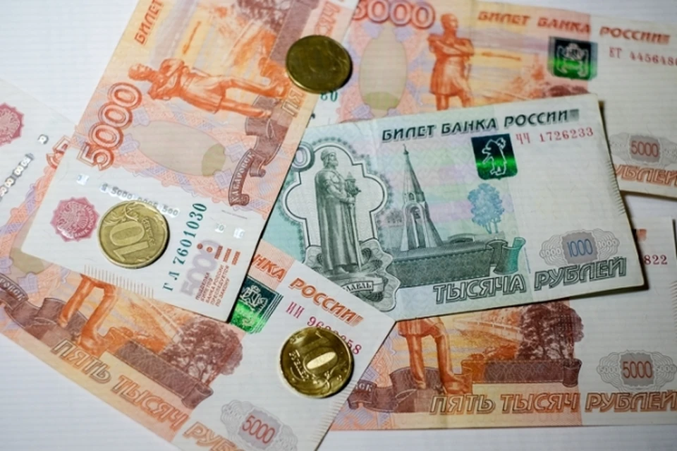 В Минтруде сообщили, что прием заявлений на выплату 10 тыс. рублей на детей начнется в июле 2021 года