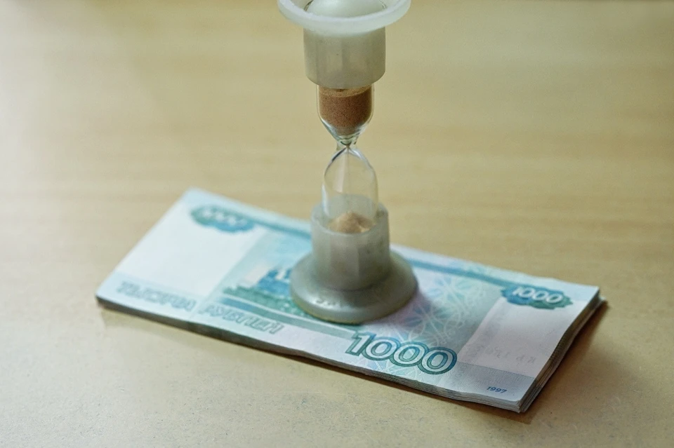 Орловчанка попала под уголовную статью за взятку для судебного пристава