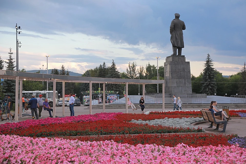 Последние новости Красноярска на 1 июня 2021: развлекательная программа на пешеходном проспекте Мира, спасение ребенка полицейскими и прогноз погоды на июнь