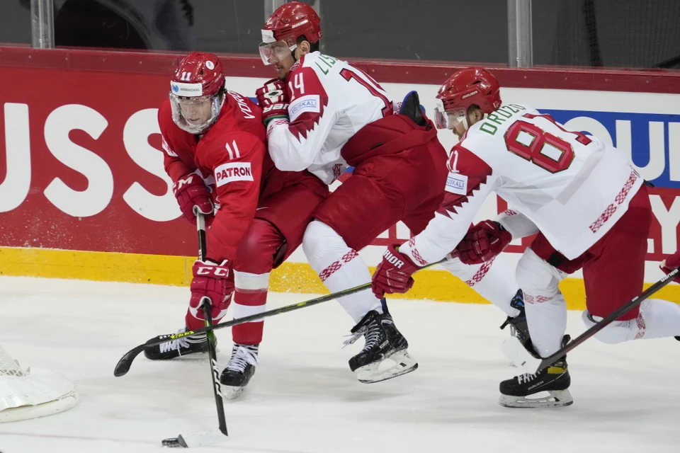 Российская сборная одержала победу над Белоруссией в последнем матче группового этапа ЧМ-2021.