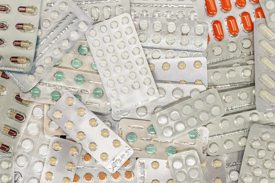 Несетевые аптеки смогут продавать лекарства дистанционно с 1 сентября 2021.