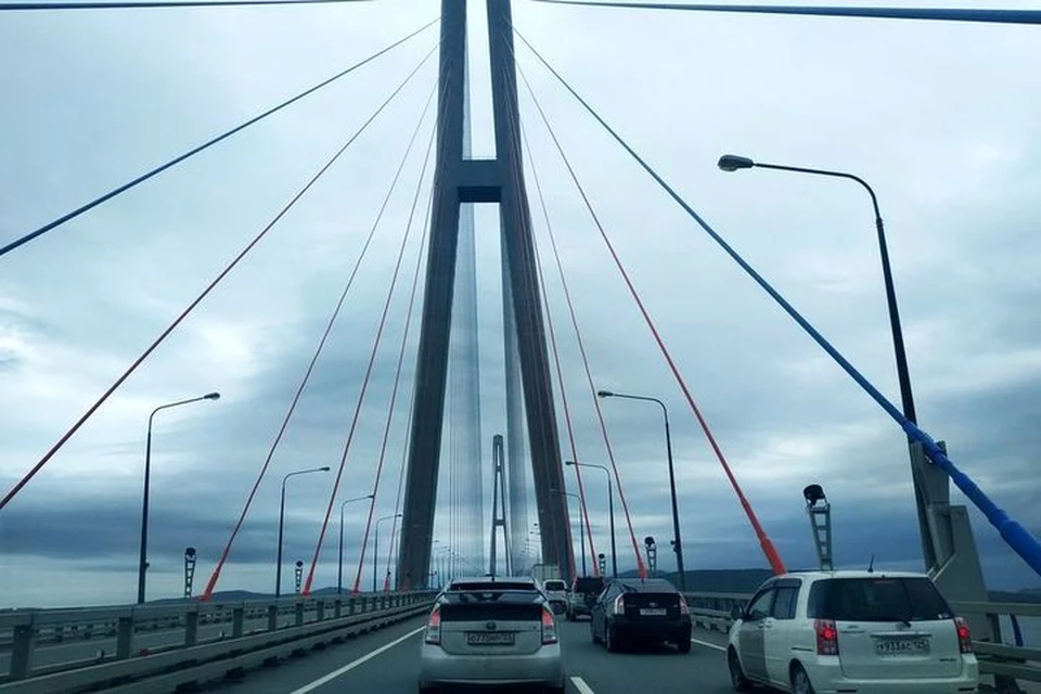 Мост на остров Русский перекрыли из-за мероприятия.