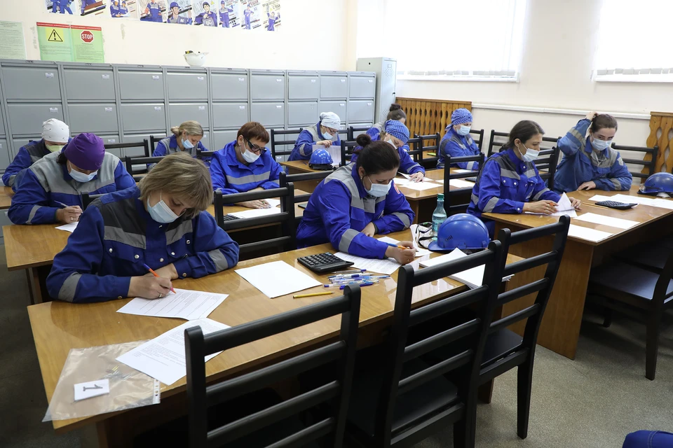 На Алтай-Коксе определили лучших контролеров