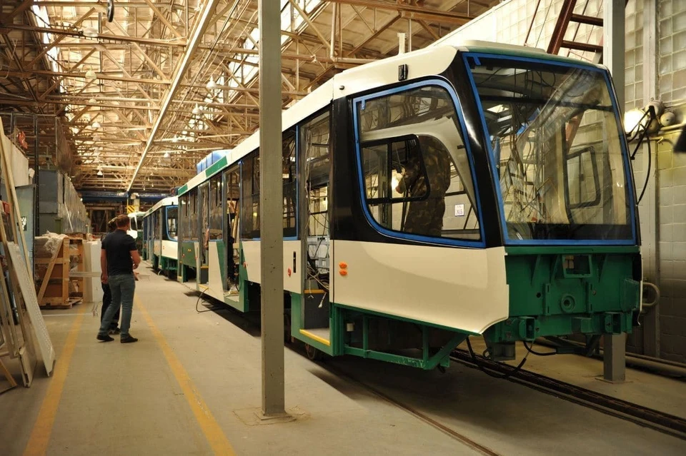 Первые 14 трамваев для Челябинска готовятся сойти с конвейера УКВЗ. Фото: gubernator74.ru