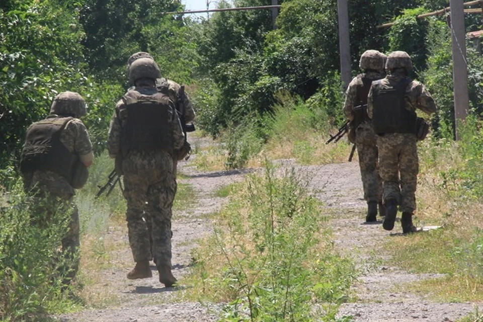 Украинские диверсанты проникли на территорию поста НМ ЛНР. Фото: Пресс-центр штаба ООС