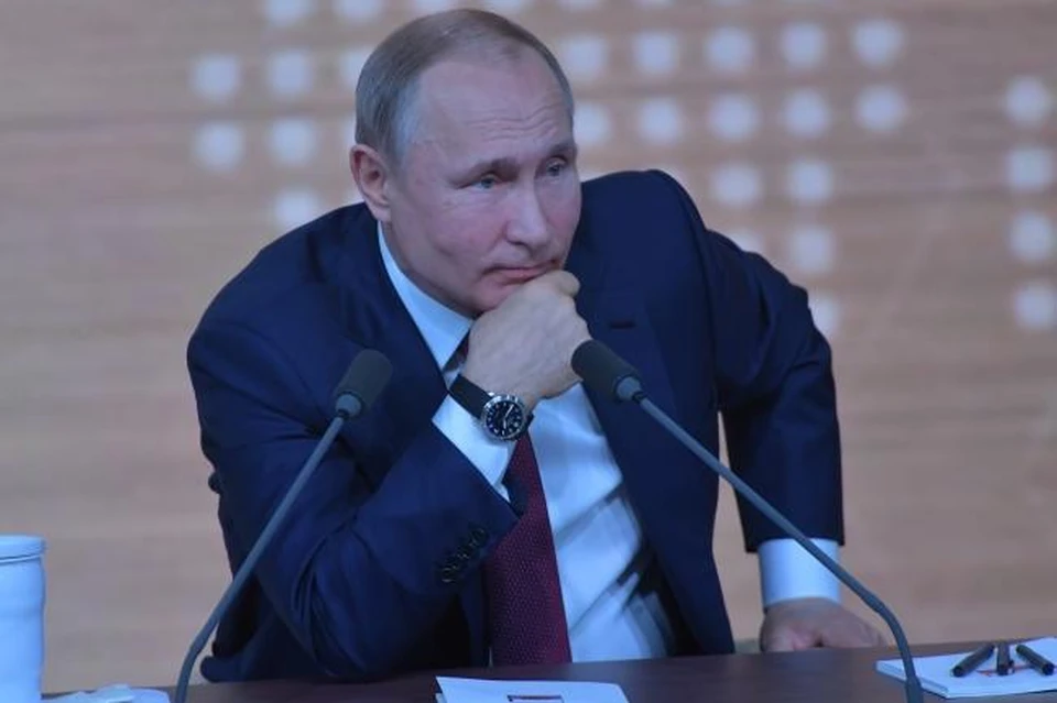 Путин анонсировал введение единого базового оклада для медработников всех регионов России