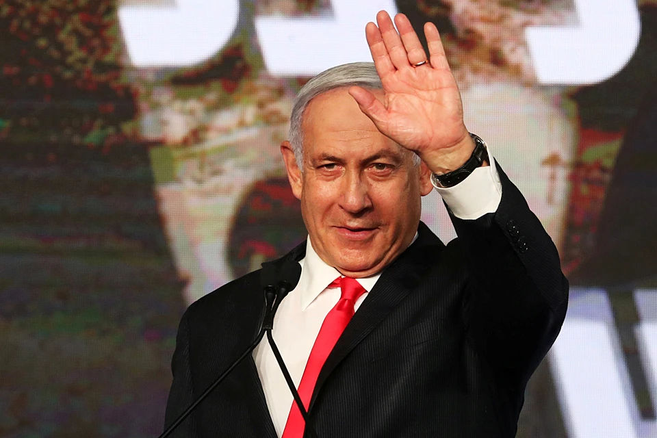 За годы, проведенные на посту премьер-министра Израиля, Нетаньяху был едва ли не единственным гражданином развитой страны, не имевшим личного телефона