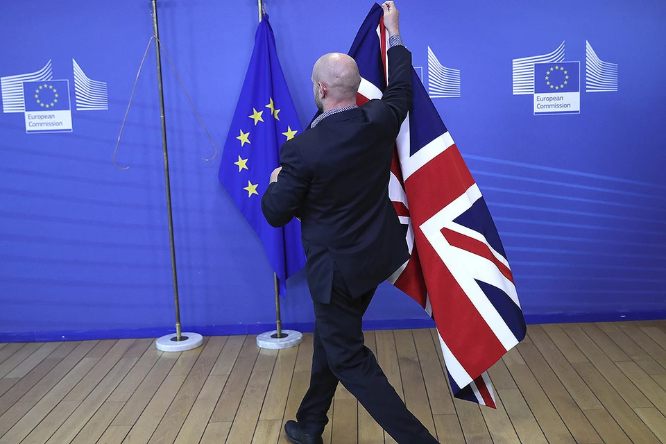 Пять лет назад британцы на референдуме высказались за уход из общего "европейского дома".