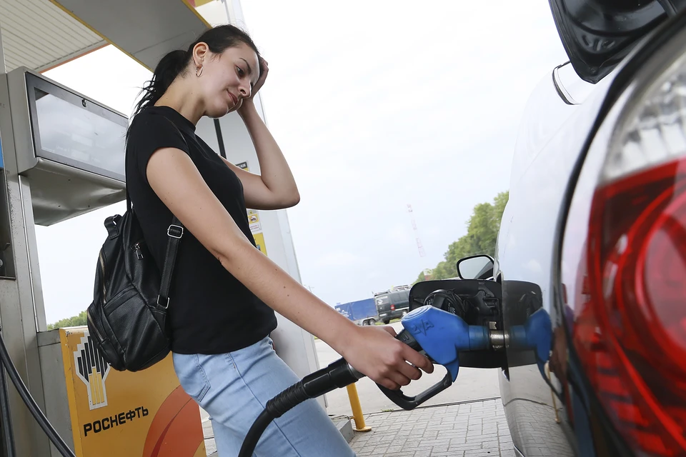 В Кыргызстане продолжают расти цены на бензин.