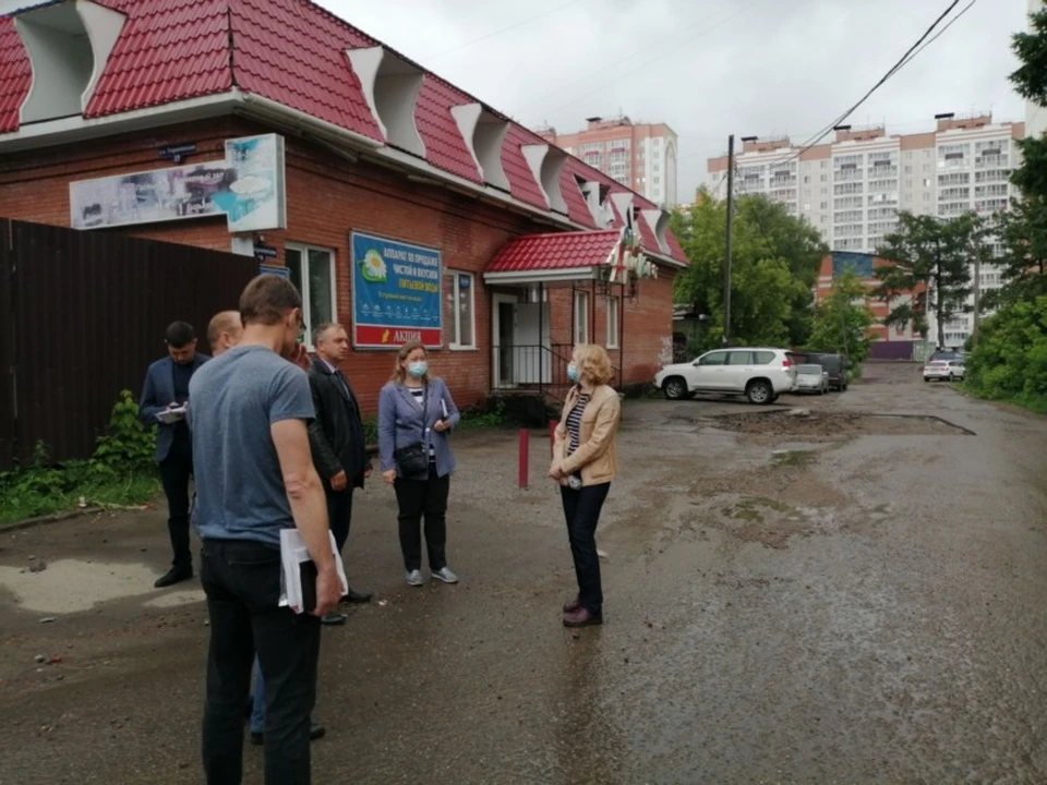 Жители ранее обращались к главе Советского района по вопросам благоустройства. Фото: пресс-служба мэрии Томска.
