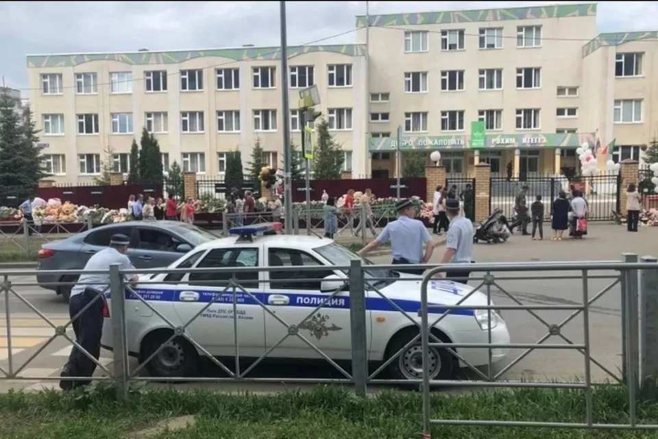 Семьи погибших и пострадавших в трагедии, произошедшей в мае в гимназии №175 города Казани, выплатят материальную помощь.