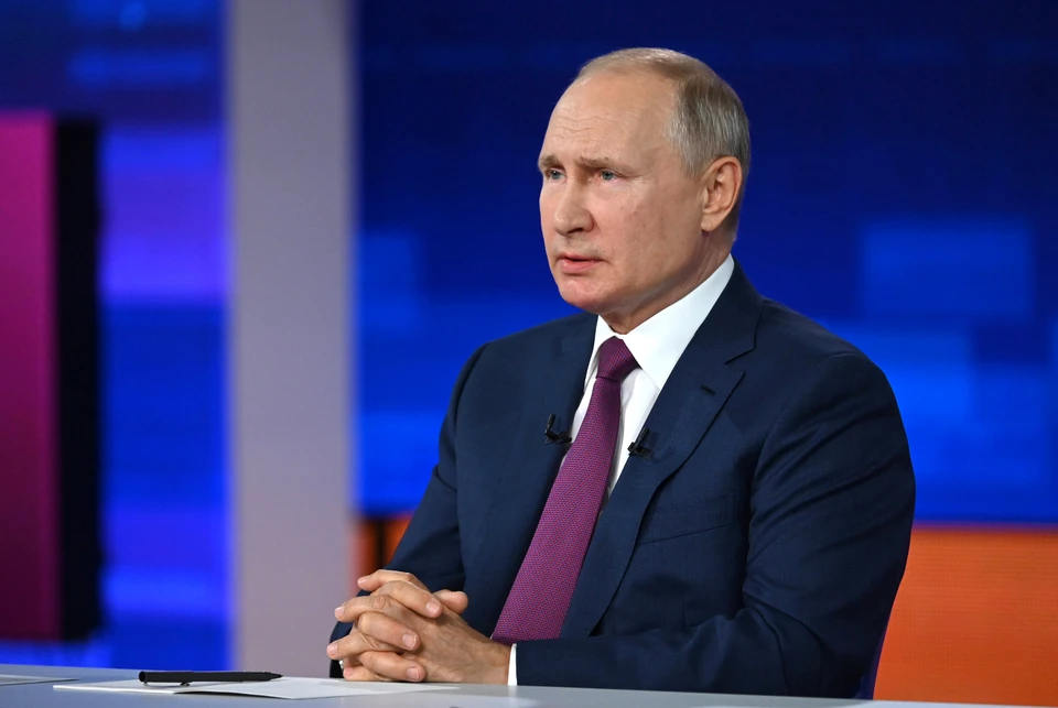 Прямая линия Владимира Путина длилась 3 часа и 42 минуты