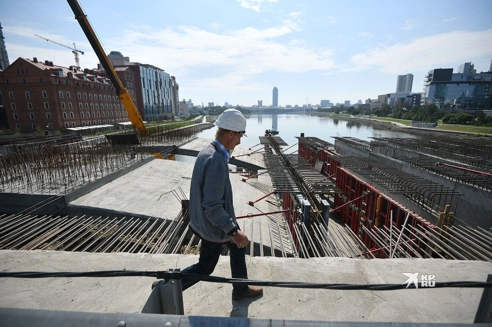 Перекрытие макаровского моста в июле