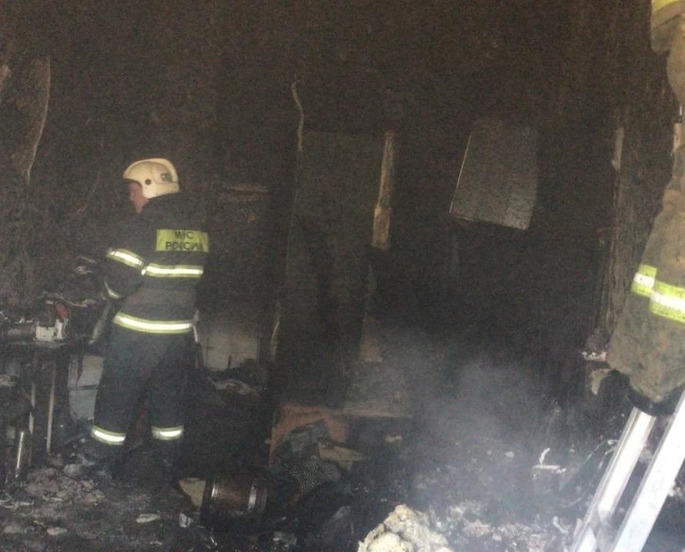 В Туле на Веневском шоссе сгорела комната в квартире