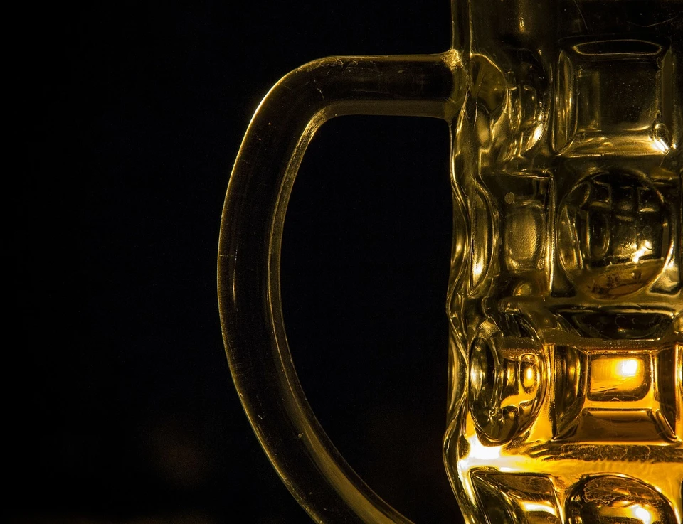 Астраханская полиция за неделю выявила 30 фактов продажи алкоголя несовершеннолетним