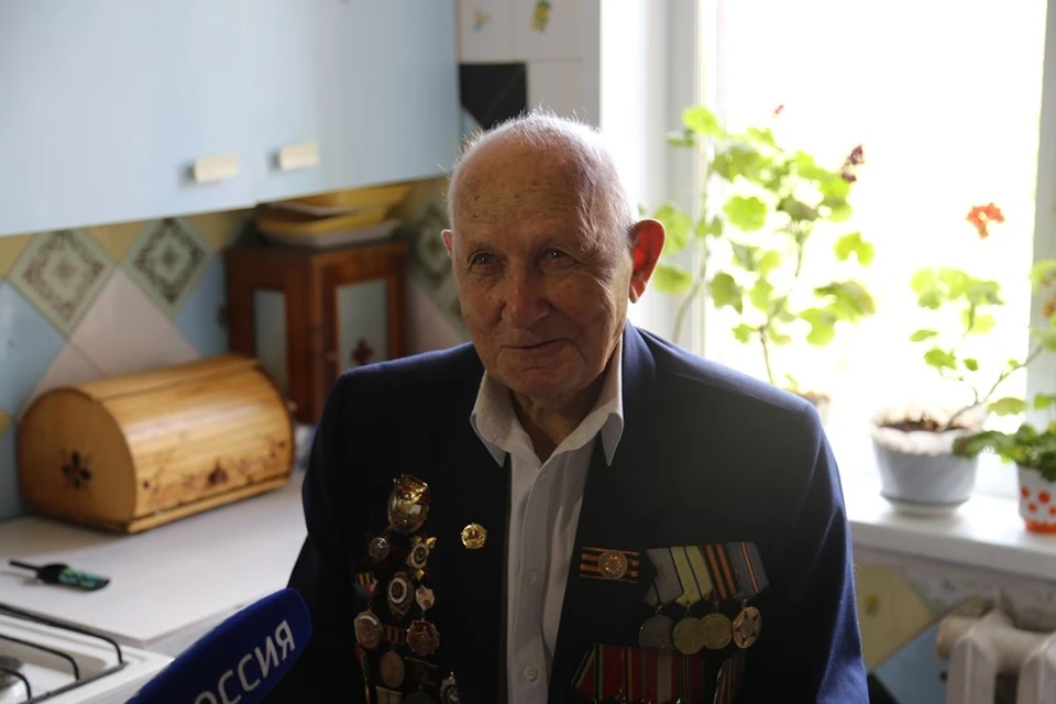 В Орле отметил свое 101-летие ветеран Абрам Миркин. Фото: пресс-служба Правительства Орловской области