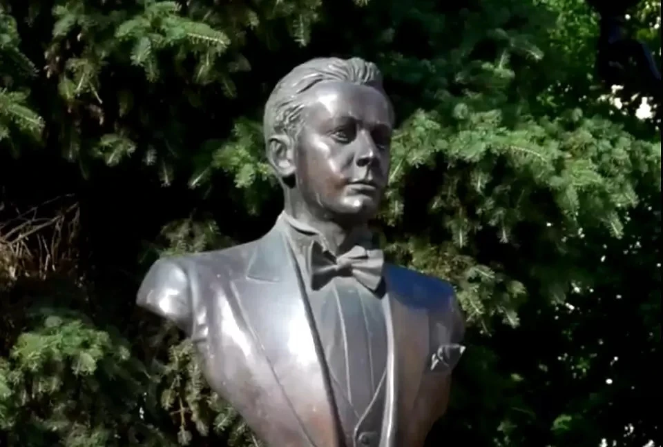Памятник нашему земляку, великому оперному певцу Сергею Лемешеву в Твери. Фото: FB/администрация Твери