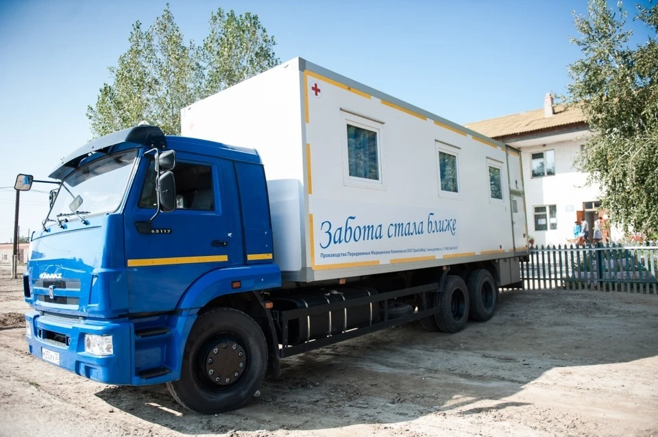 В Астраханской области продолжает работу детская мобильная поликлиника
