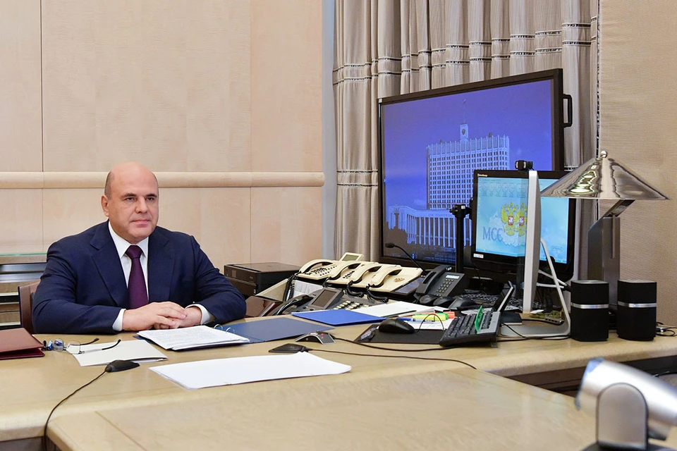 Премьер также рассказал, что правительство выделит около 2,8 млрд. рублей на поддержку преподавателей в учреждениях среднего профессионального образования. Фото: Александр Астафьев/POOL/ТАСС