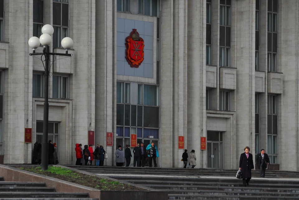 По всем возникающим вопросам туляки могут обращаться в Единую дежурно-диспетчерскую службу