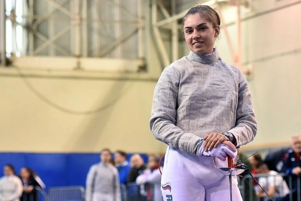 София Позднякова, родом из Новосибирска сыграла с спортсменкой Брюне Манон из Франции и победила. Фото: sofiya_lokhanova