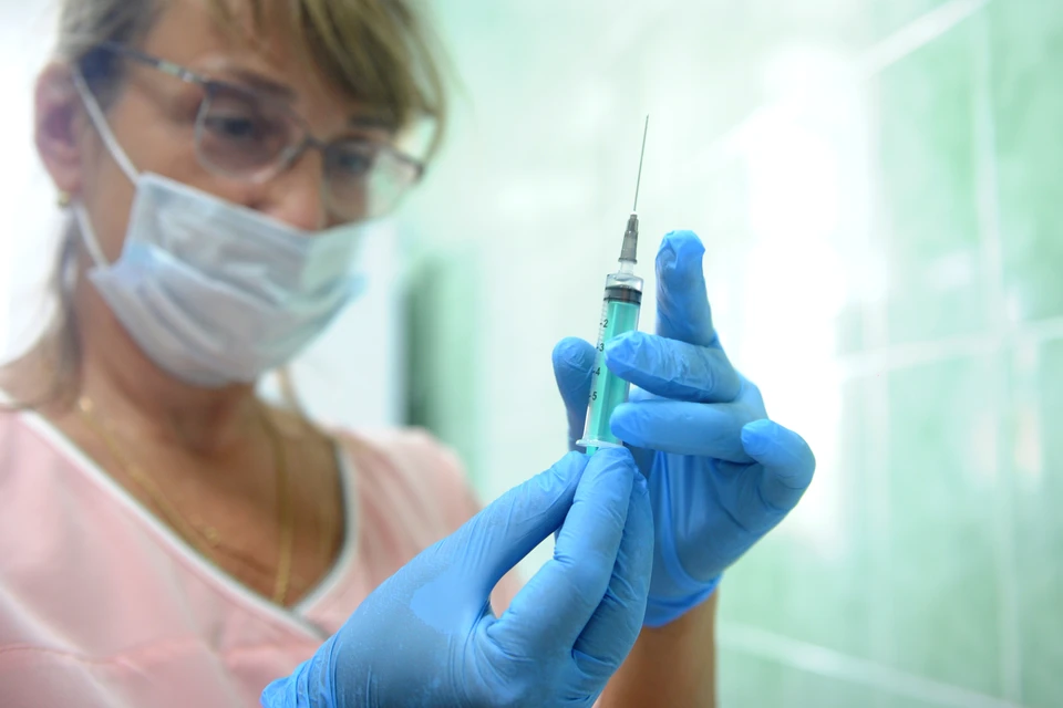 Клинические испытания новой вакцины от коронавируса в скором времени начнутся в Санкт-Петербурге.