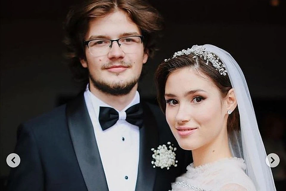 Дина Немцова вышла замуж за своего друга детства Дмитрия Матевосова в августе 2020 года. Фото: Инстаграм Екатерины Одинцовой.
