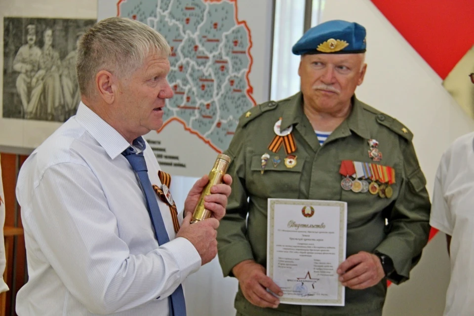 В Орел привезли капсулу с землей из Брестской крепости. Фото: пресс-служба администрации города