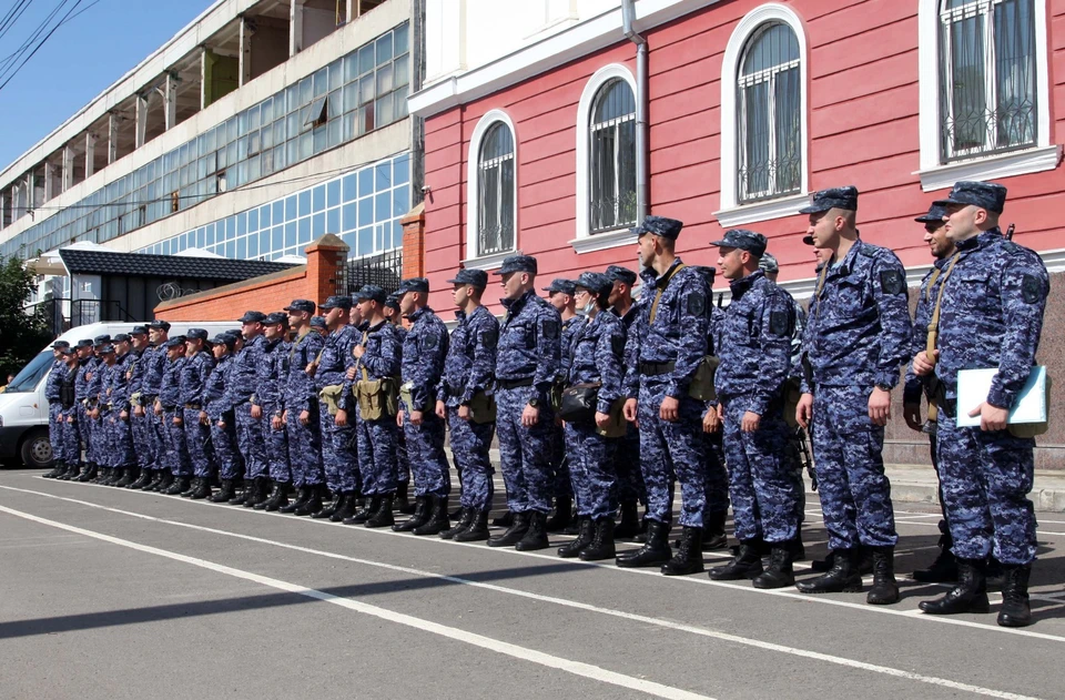 Полиция северный. Сводный отряд полиции. Сводный отряд полиции на Украину. Сводный отряд полиции Орел 2022. Сводный отряд полиции по Орловской области 2022.