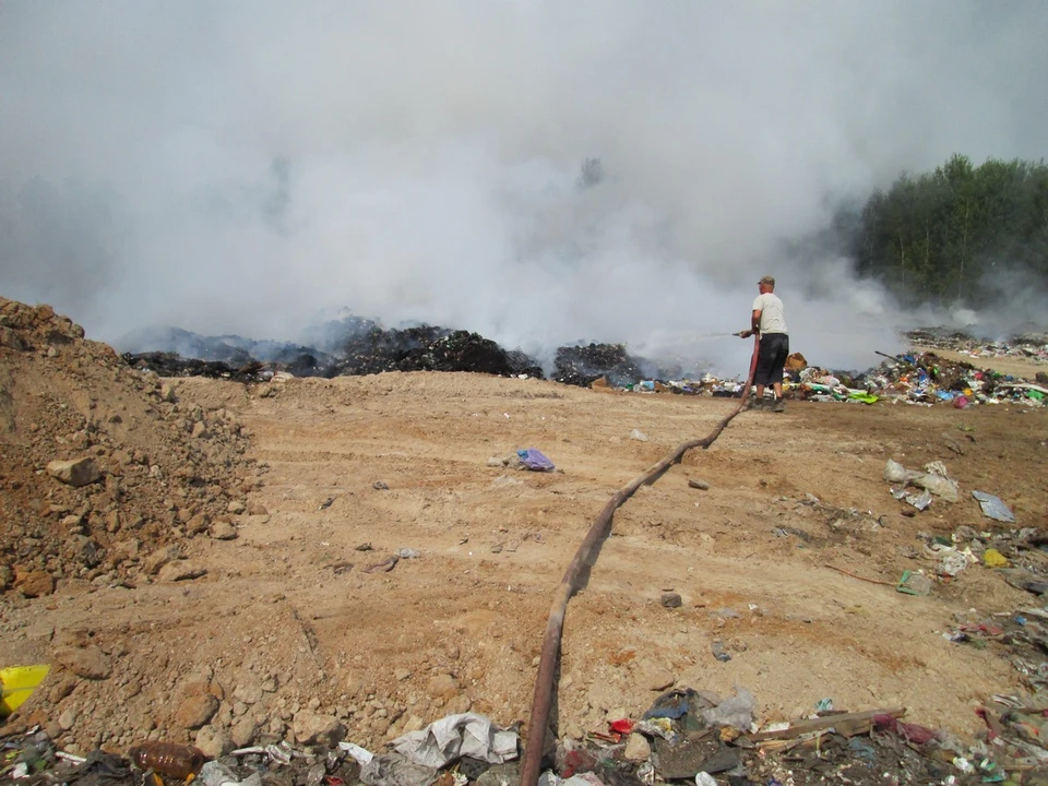 Пожар на свалке в июле 2021 года. Фото: администрация Клепиковского района.